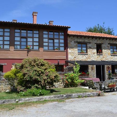 Apartamentos Rurales La Cirigüeña Oles Exterior foto