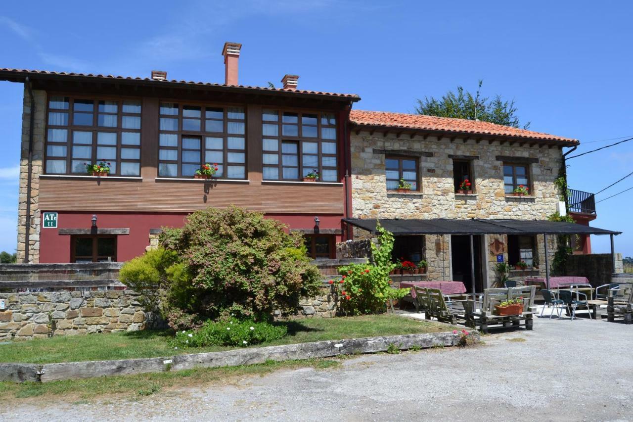 Apartamentos Rurales La Cirigüeña Oles Exterior foto